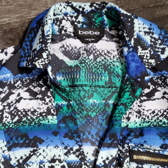 Bebe top - Picture 3 of 4